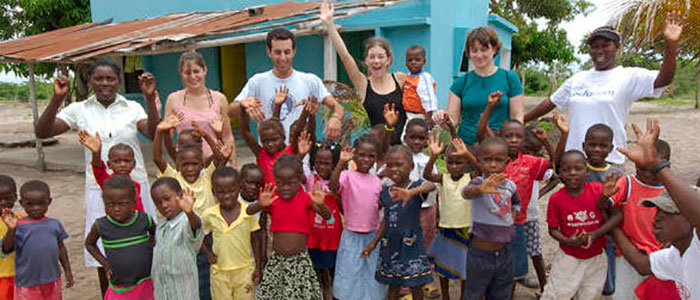 Enjoy a voluntourism vacation with Journey your Way